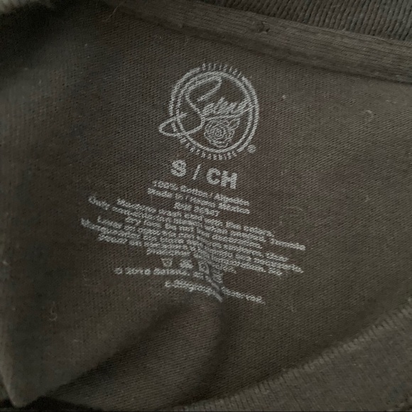 Selena Long Sleeve Graphic T-Shirt | Size S - Picture 3 of 3